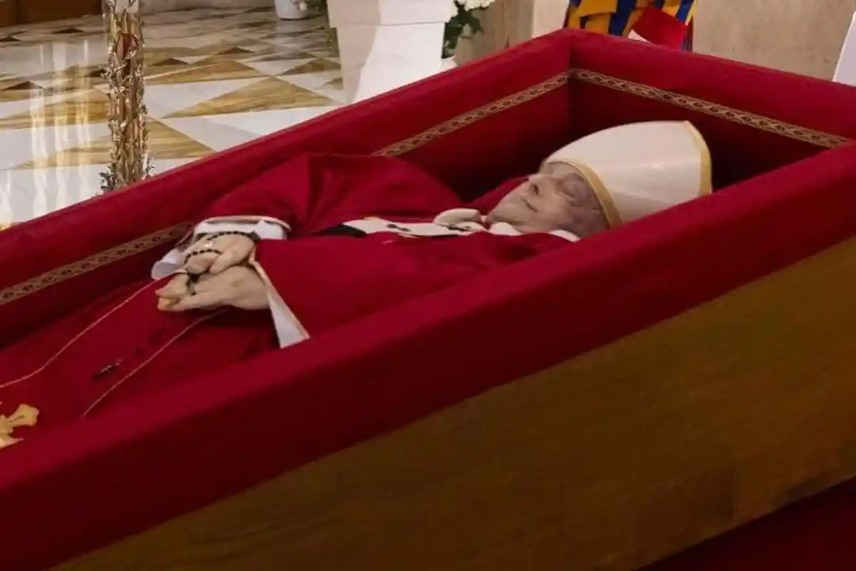 Peti Mati Paus Fransiskus akan Disegel dalam Upacara Liturgi pada Jumat Malam di Basilika St Petrus