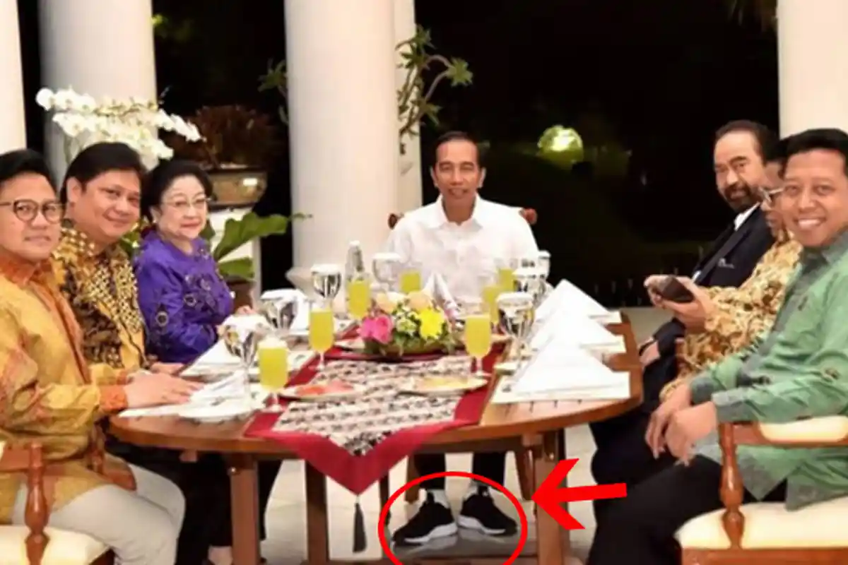 Jokowi Bertemu Orang-orang Penting, Ada Kisah Unik di Balik Fashionnya, Coba Lihat Harga Sepatunya!