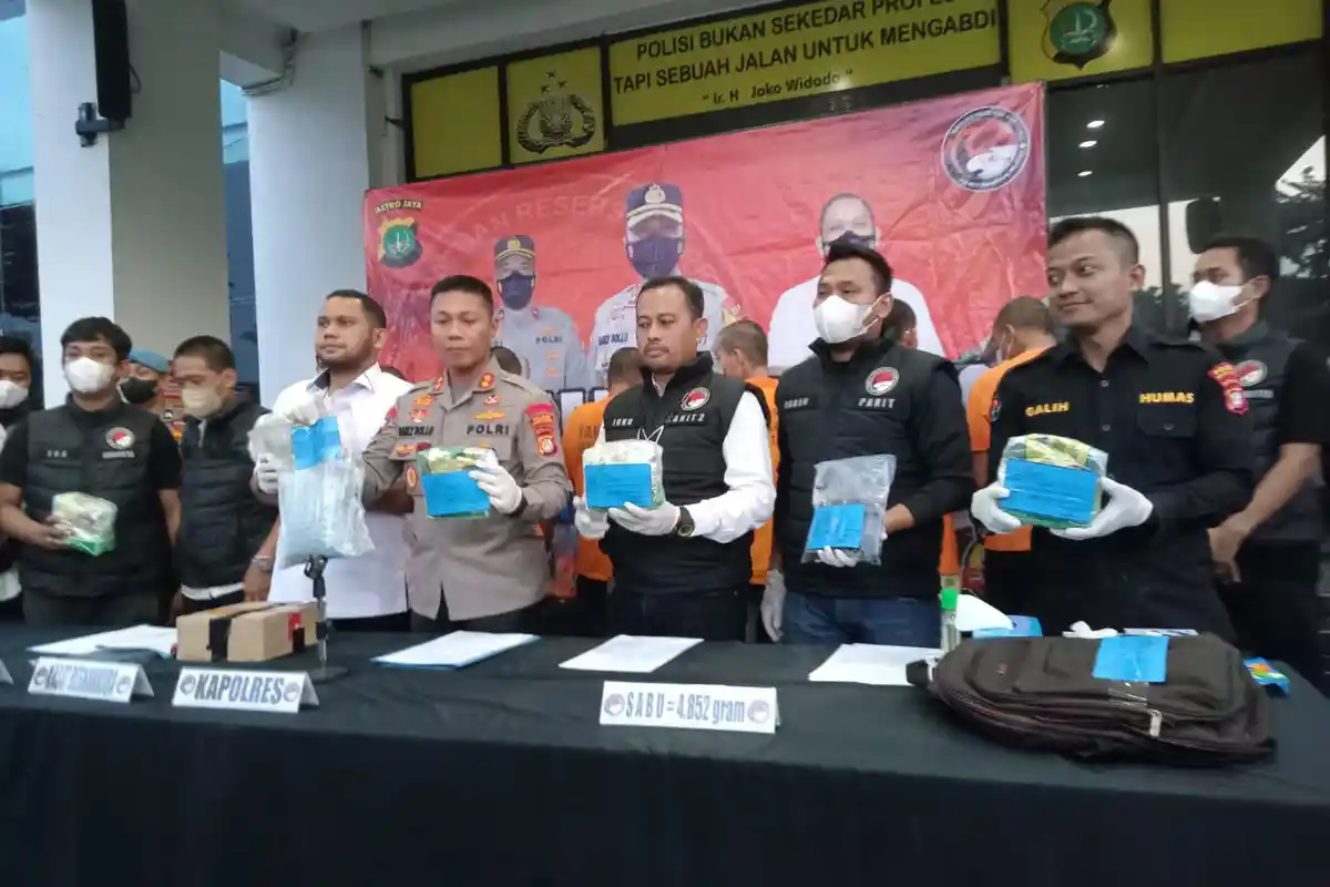 7 Kurir Narkoba Jaringan Malaysia Diciduk Polres Tangsel, 5 Kg Sabu Bakal Dipakai Pesta Tahun Baru