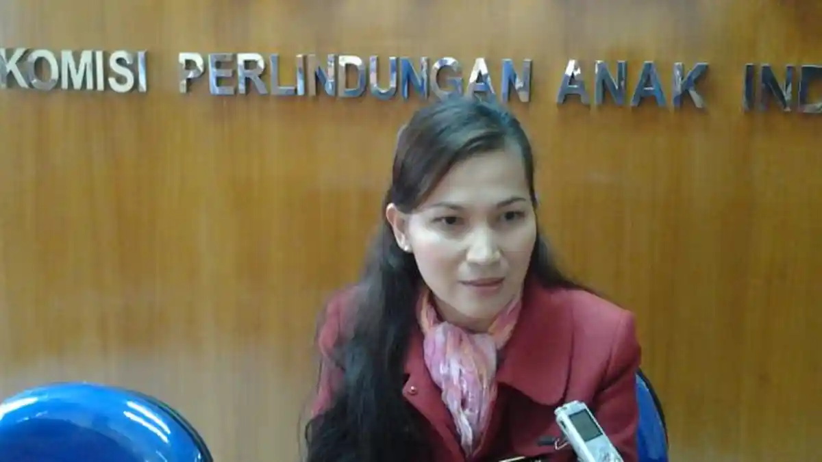 Emon Ancam Lempar Bocah ke Sungai Kalau Tidak Mau Disodomi