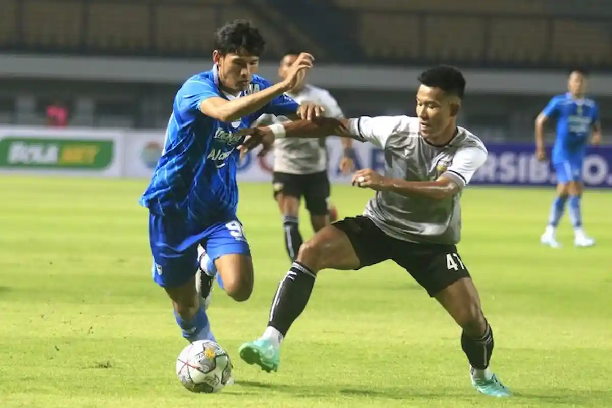 Head to Head Persib Bandung vs Dewa United, Pangeran Biru Belum Terkalahkan dari Tangsel Warrior