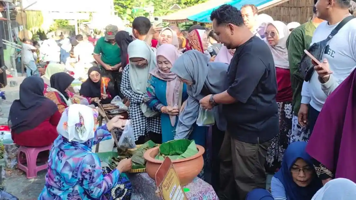 Festival Panganan Giri Biyen Dukung Pelestarian Budaya dan Penguatan UMKM Gresik