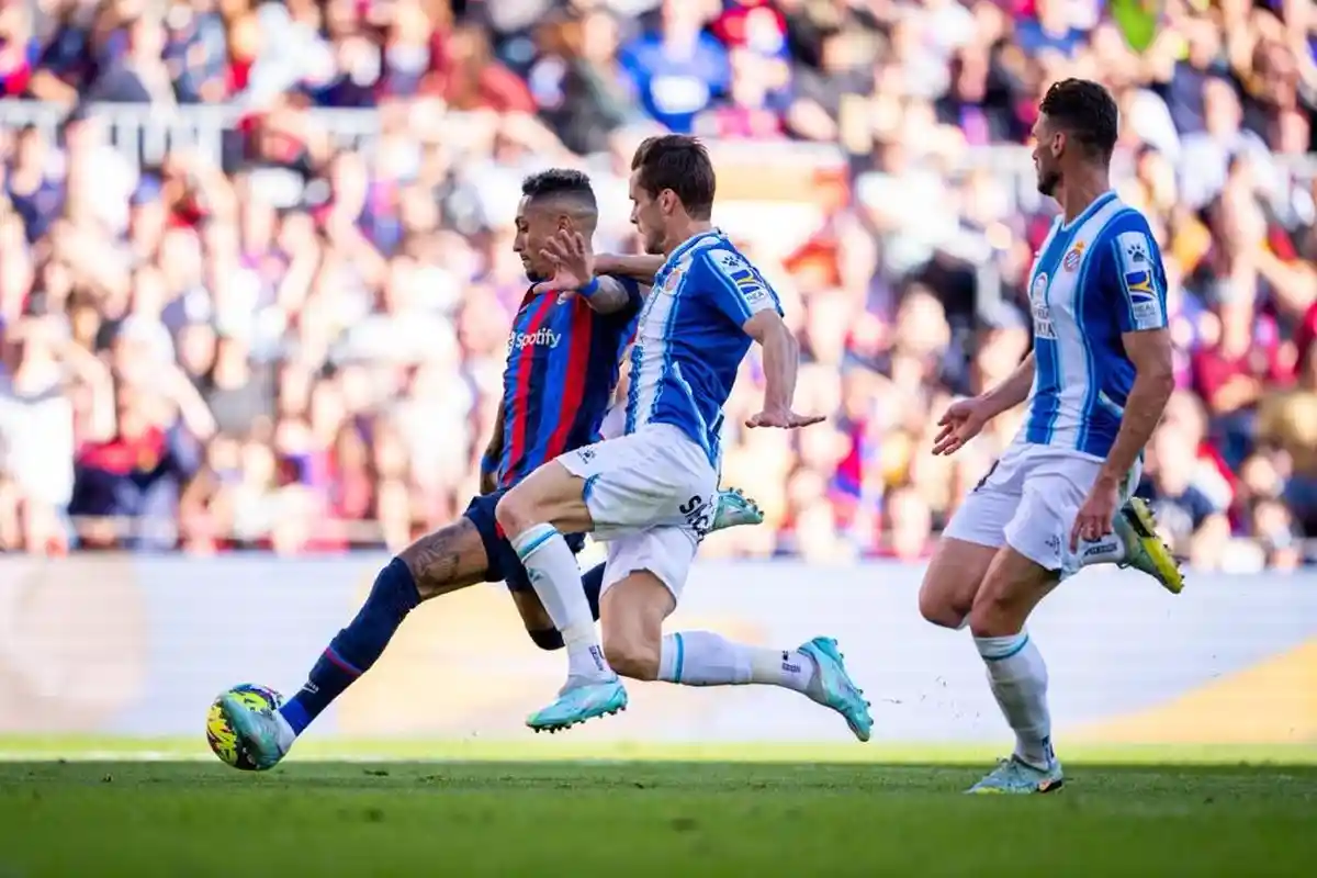 LIGA SPANYOL - Barcelona Cuma Imbang Lawan Espanyol, Xavi Larang Pemainnya Liburan