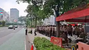 AKSI-DEMO-Puluhan-anggota-Brimob-Polda-Metro-Jaya.jpg