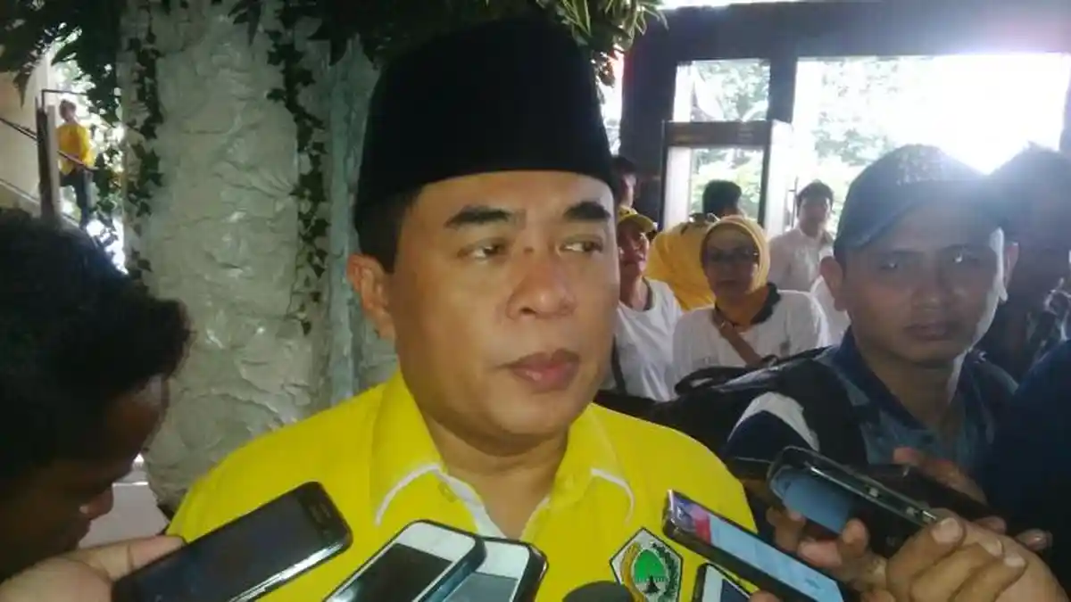 Setya Novanto : Keputusan Mundur Ade Komarudin 