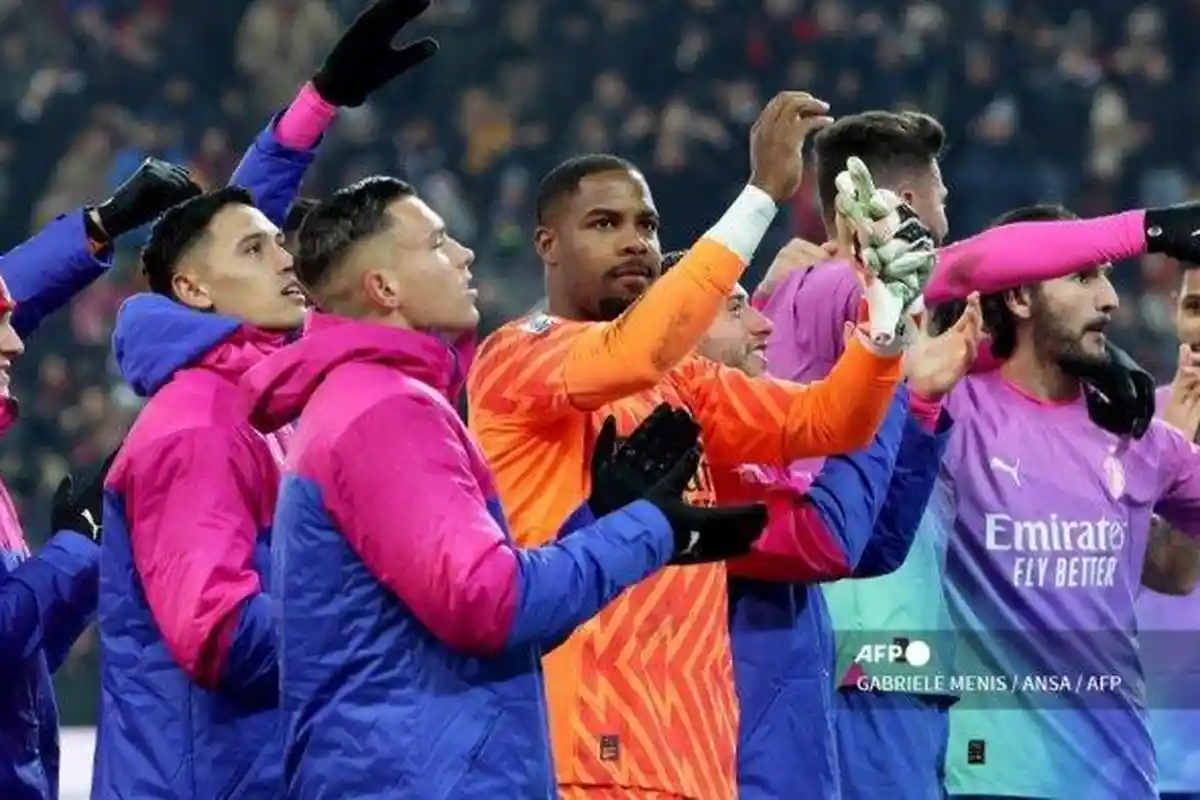 Potensi Mike Maignan Membelot atau Hengkang, Rencana AC Milan Bisa Buat Inter Kepanasan