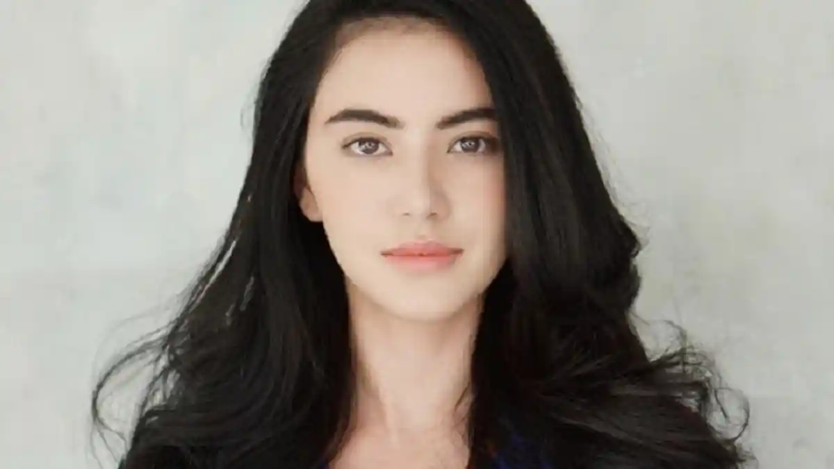 Mengenal Davika Hoorne, Model Cantik Asal Thailand yang Bikin Meleleh Para Lelaki!