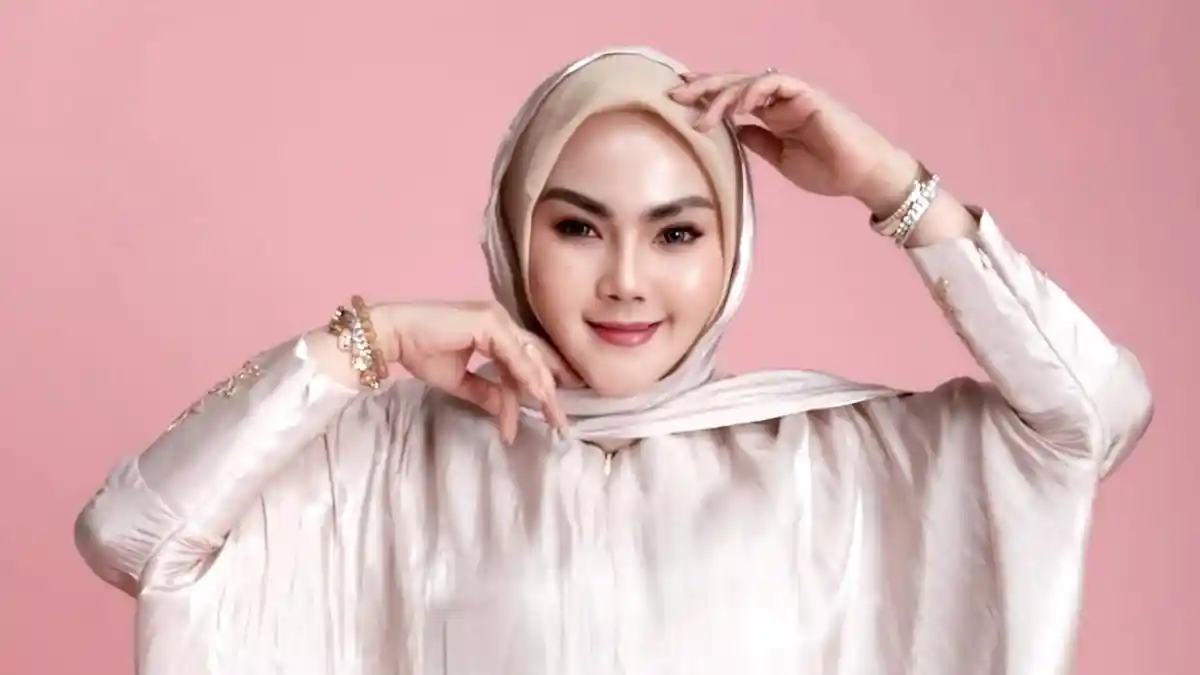 Tips Jitu Pesinetron Ade Fitrie Kirana Cara Menjaga Kesehatan Kulit saat Berpuasa Ramadan