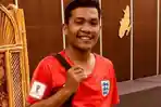 roy-piurba-timanas-inggris.jpg