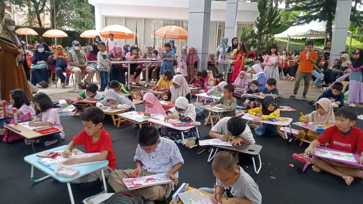 CitraLand Celebes Meriahkan Imlek dengan Lunar Bunny Fest