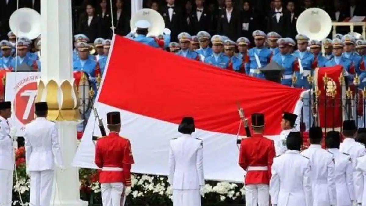 LIVE STREAMING - Upacara Bendera HUT ke-74 RI Langsung dari Istana Negara