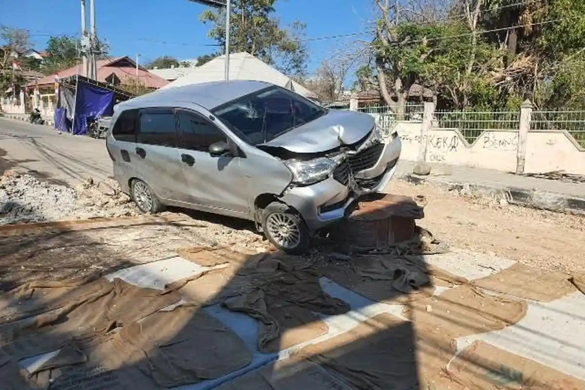 DPRD NTT Soroti Pengerjaan Jalan Pulau Indah, Minta Pengerjaan Dipercepat