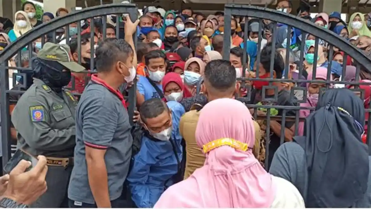Mendag Diminta Turun Langsung Atasi Kelangkaan Minyak Goreng