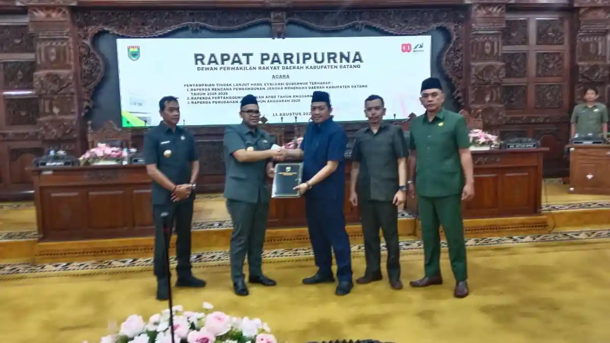 Bupati Batang Paparkan Tindak Lanjut Evaluasi Gubernur atas Tiga Raperda Strategis: RPJMD, APBD
