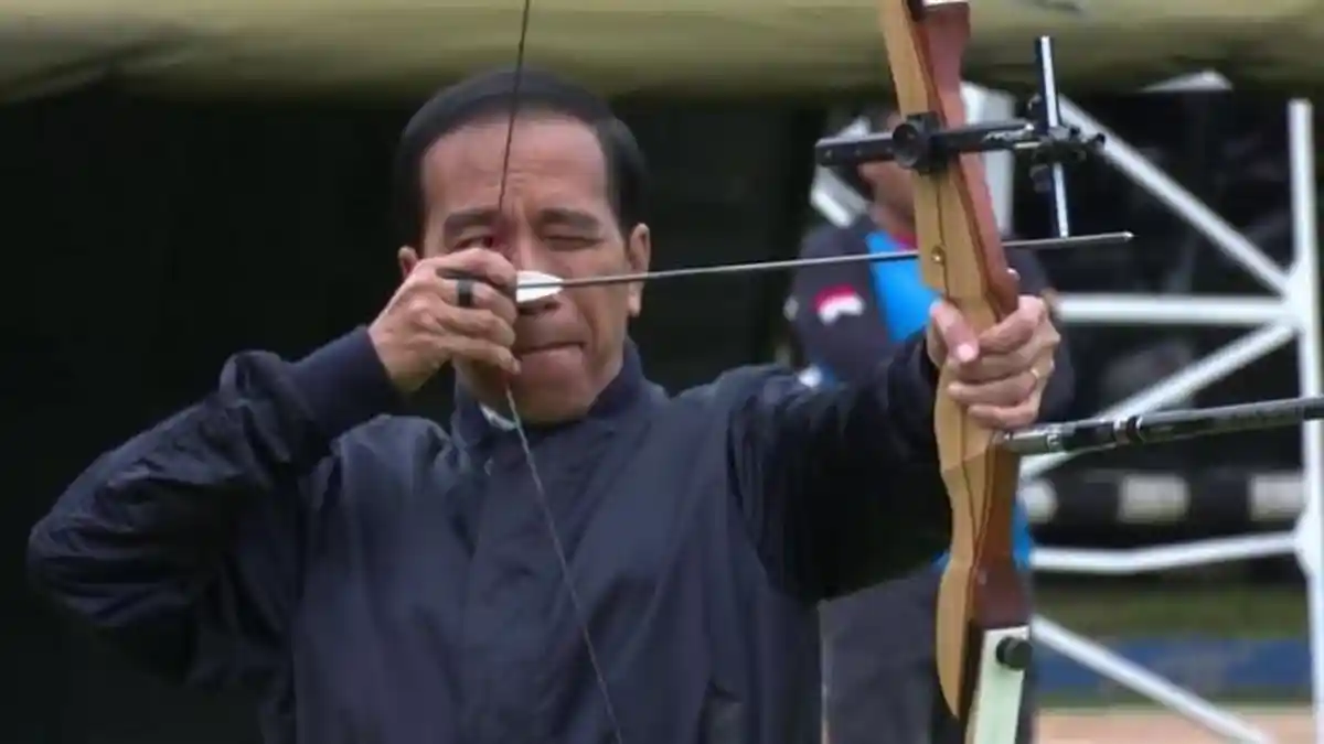 Presiden Jokowi Jadi Peserta Kejuaraan Panahan, Begini Model Pelatihannya