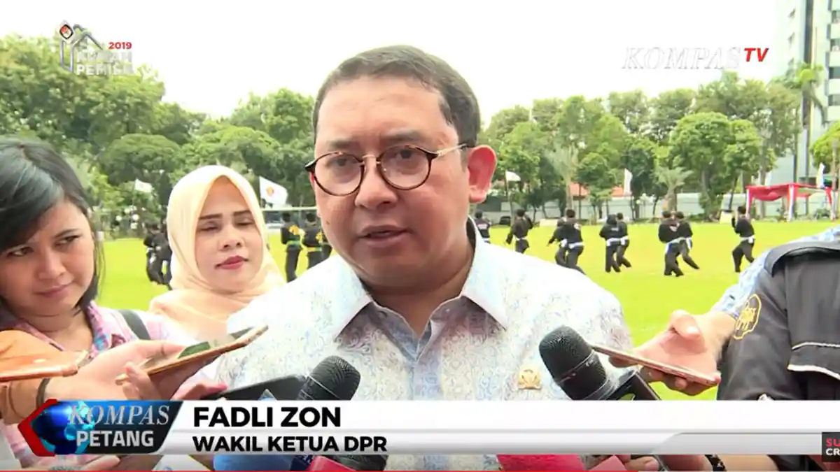 Fadli Zon Sebut Mahfud MD Menoreh Luka Baru di Atas Luka Lama: 