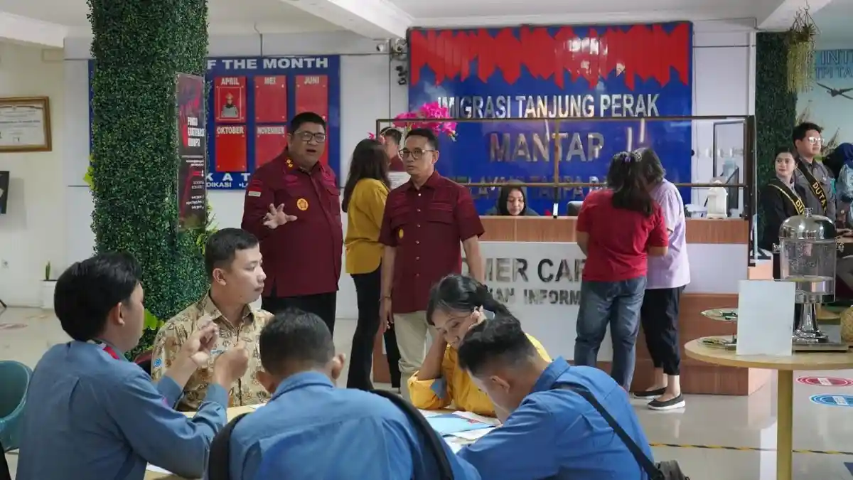 Demi Raih Predikat WBBM, Kantor Imigrasi Kelas I TPI Palu Studi Tiru di Imigrasi Tanjung Perak