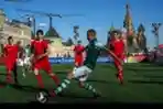 Pesta Sepak Bola dari Jalanan Rusia
