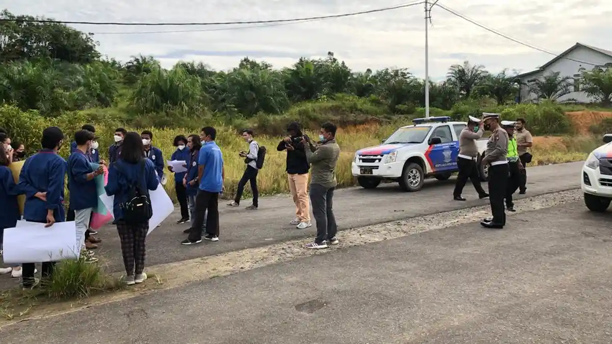 Persiapan Lomba Orasi Unras, Polres Sekadau Gandeng Mahasiswa ITKK