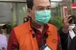 mantan-wakil-ketua-dpr-azis-syamsuddin-usai-diperiksa-kpk-11.jpg