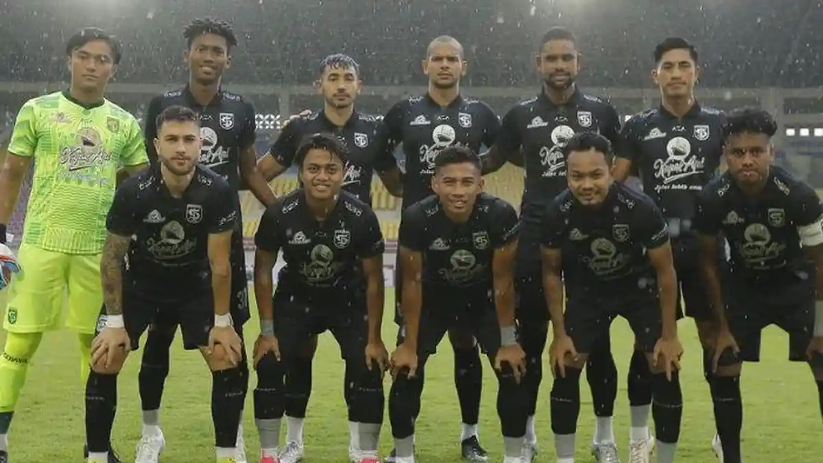 Berita Persebaya Hari Ini Populer: Ambisi George Brown dan Bajul Ijo Batal Beraksi 2 Desember