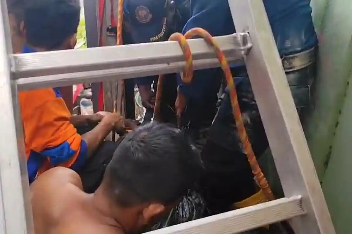 Pemuda di Gresik Jatuh ke Sumur Sedalam 35 meter, Proses Evakuasi Habiskan Waktu Selama 2 Jam