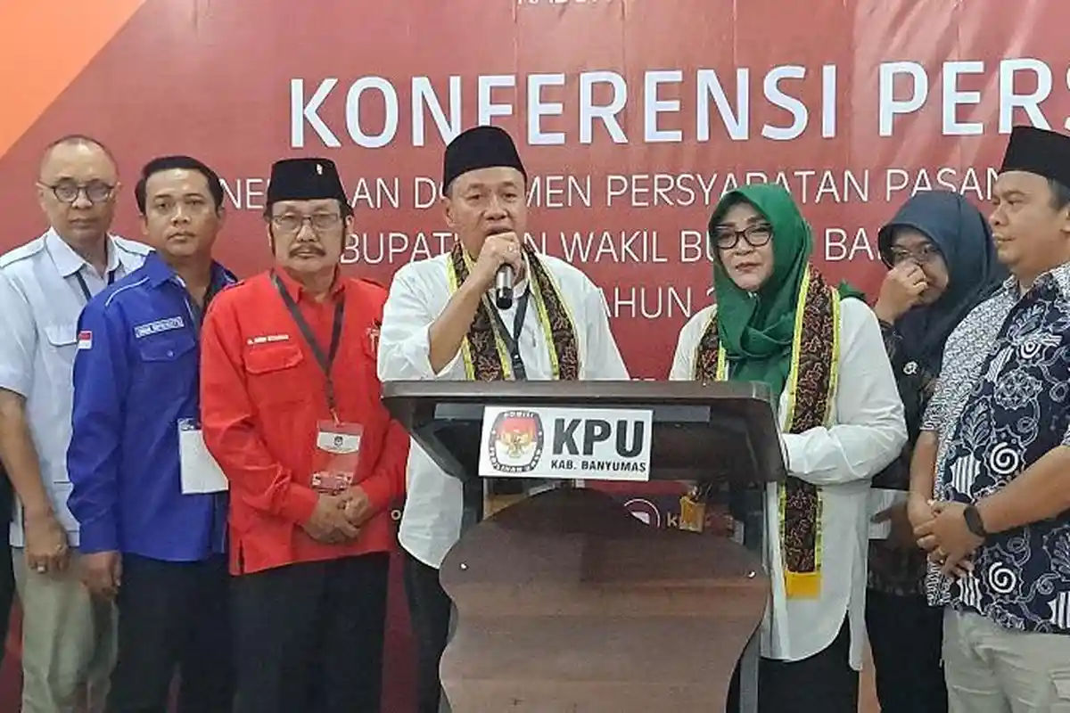 Bawaslu Banyumas Lakukan Pengawasan Melekat, Pastikan Berkas Paslon Clear