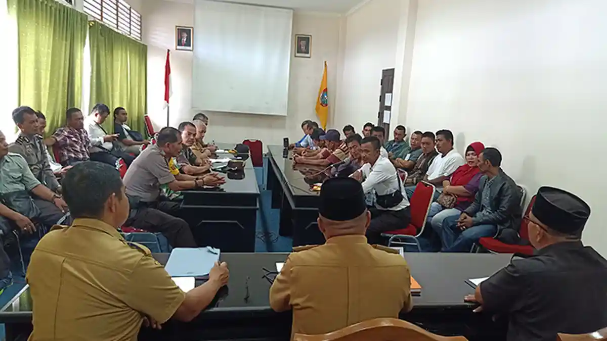 Wabup Muhammad Pagi Sarankan Nelayan Terdampak Terminal Kijing Kirim Surat ke Gubernur
