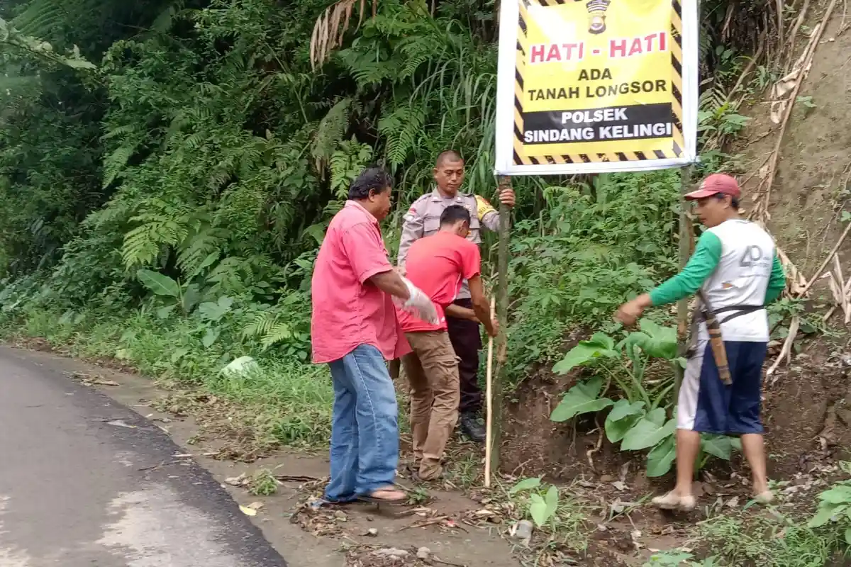 Jalan Penghubung Dua Kecamatan di Rejang Lebong Amblas, Ini Jalan Alternatifnya