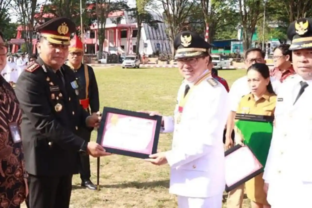 Terbanyak dalam Penanganan Laporan Masyarakat, Polresta Terima Penghargaan Pemkot Manado