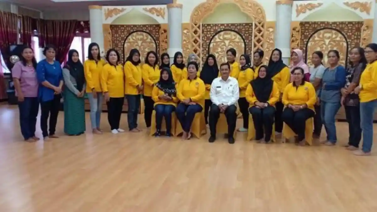 TP PKK Kapuas Hulu Ikut Lomba di Sambas