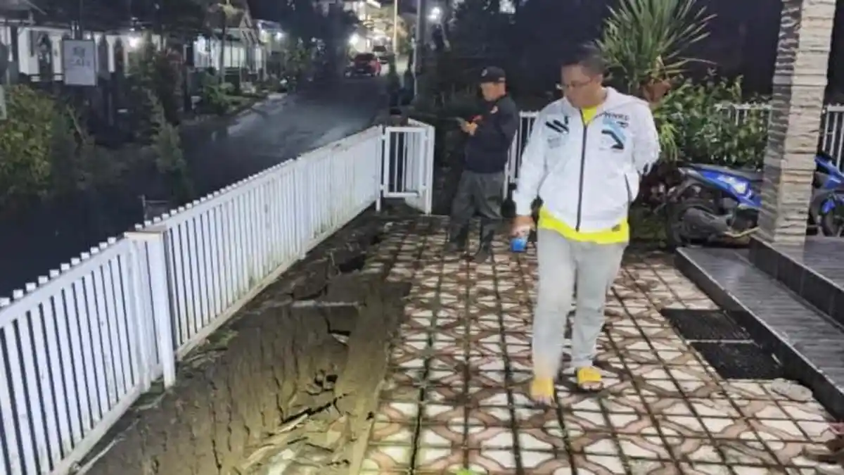 Tanah Longsor di Kota Batu, 8 Warga Desa Sumbergondo Kena Dampaknya