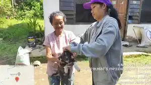 Petugas-Medikvet-Kecamatan-saat-melaksanakan-vaksinasi-Emergency-Rabies.jpg