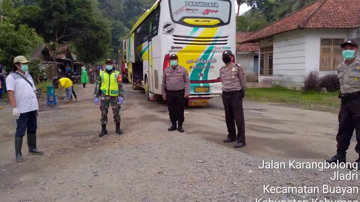 85 Santri Asal Jember Dikawal Polisi Hingga Kebumen, Diminta Karantina Mandiri Selama 14 Hari