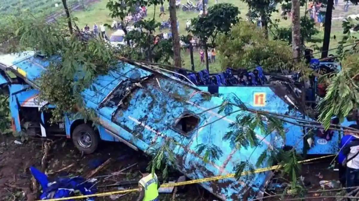 Lima Meninggal Akibat Bus Masuk Jurang di Purbalingga