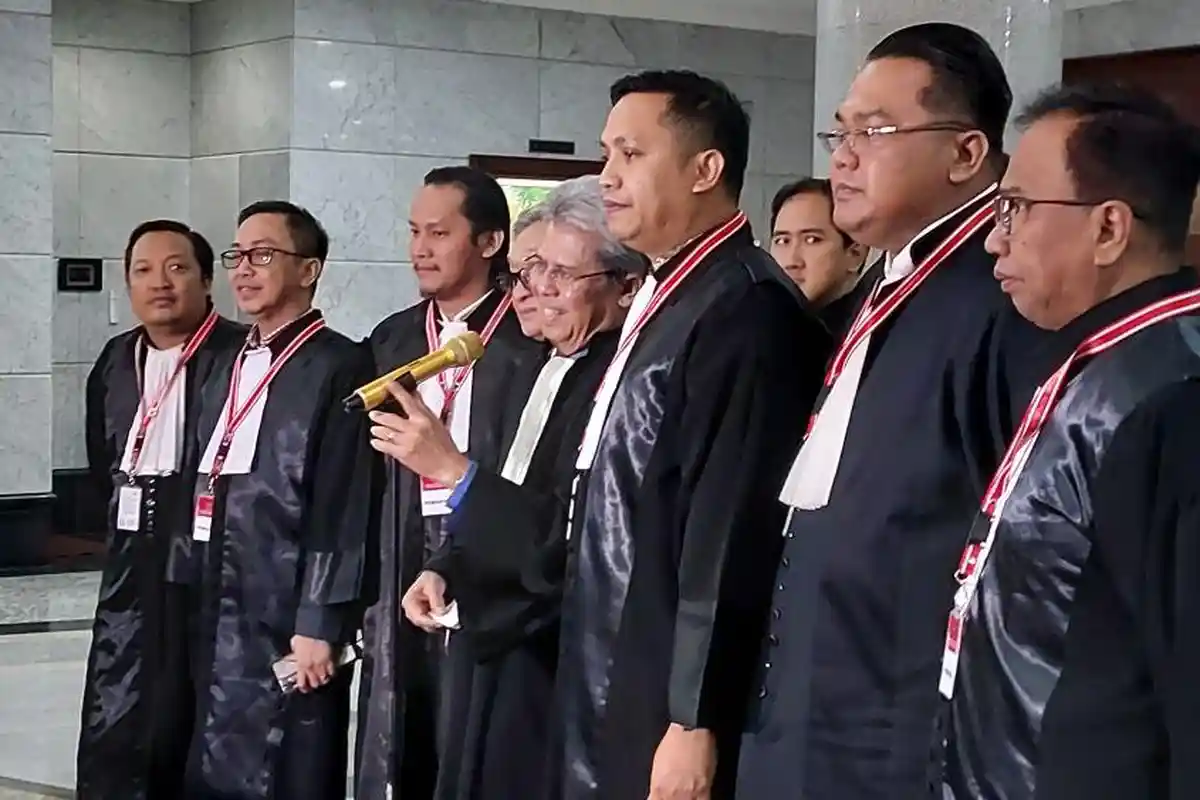 Tak Cukup 4 Menteri, Kini Kubu Ganjar-Mahfud Minta MK Panggil Kapolri