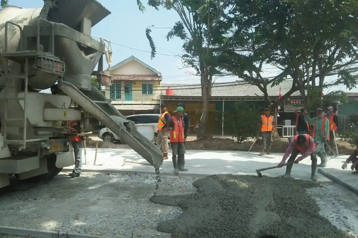 Perbaikan Jalan Ryacudu Perioritaskan Pembangunan Rigid Sepanjang 1 Km