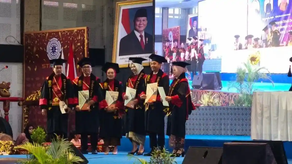 STIPRAM Yogyakarta Gelar Yudisium Program Doktor Pariwisata, Enam Lulusan Resmi Sandang Gelar Doktor