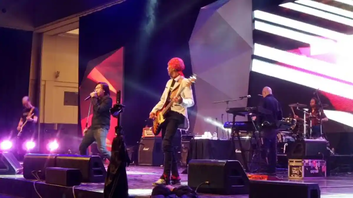 Mengenang Kebersamaan Band Dewa 19 dan Ari Lasso di Tanggerang Banten