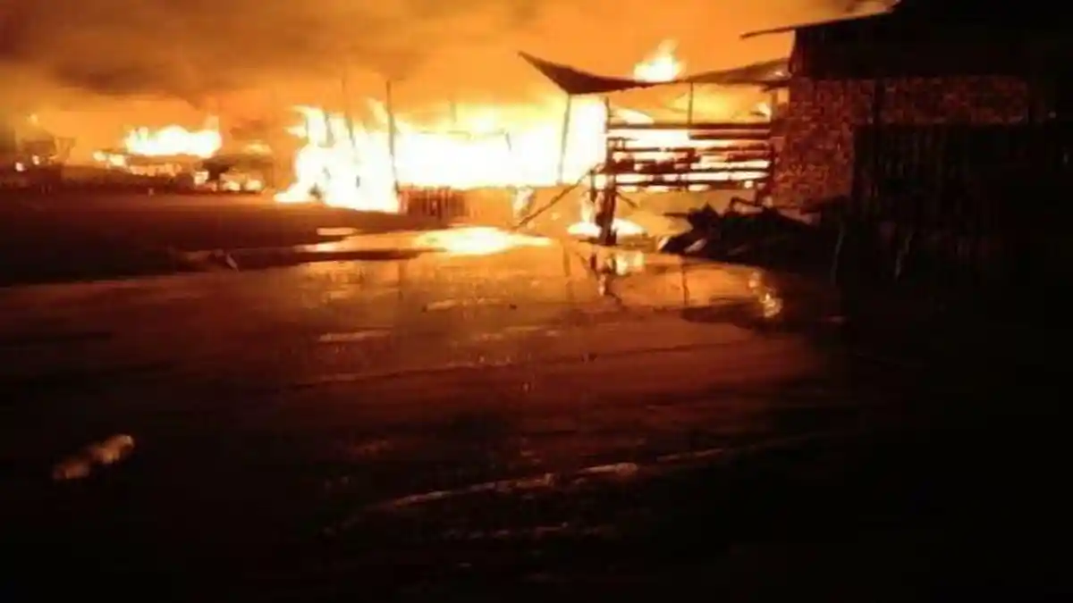Kebakaran Tadi Malam, 3 Rumah Warga Ludes Terbakar, 6 Mobil Kebakaran ke Lokasi