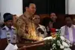 Gubernur DKI Ahok Kunjungi Gereja Immanuel