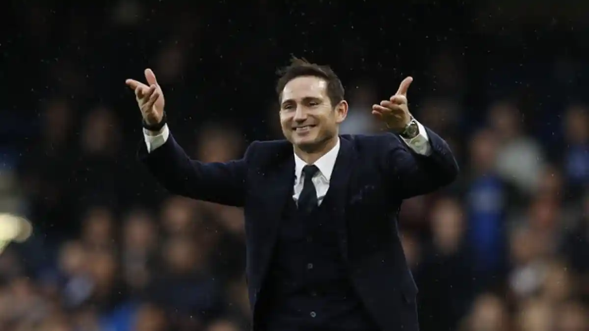 Frank Lampard Tak Peduli meski Nasibnya Bersama Chelsea di Ujung Tanduk