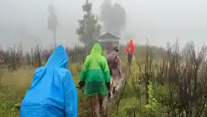 Tim-SAR-gabungan-saat-menuju-pos-pendakian-1-Gunung-Slamet.jpg