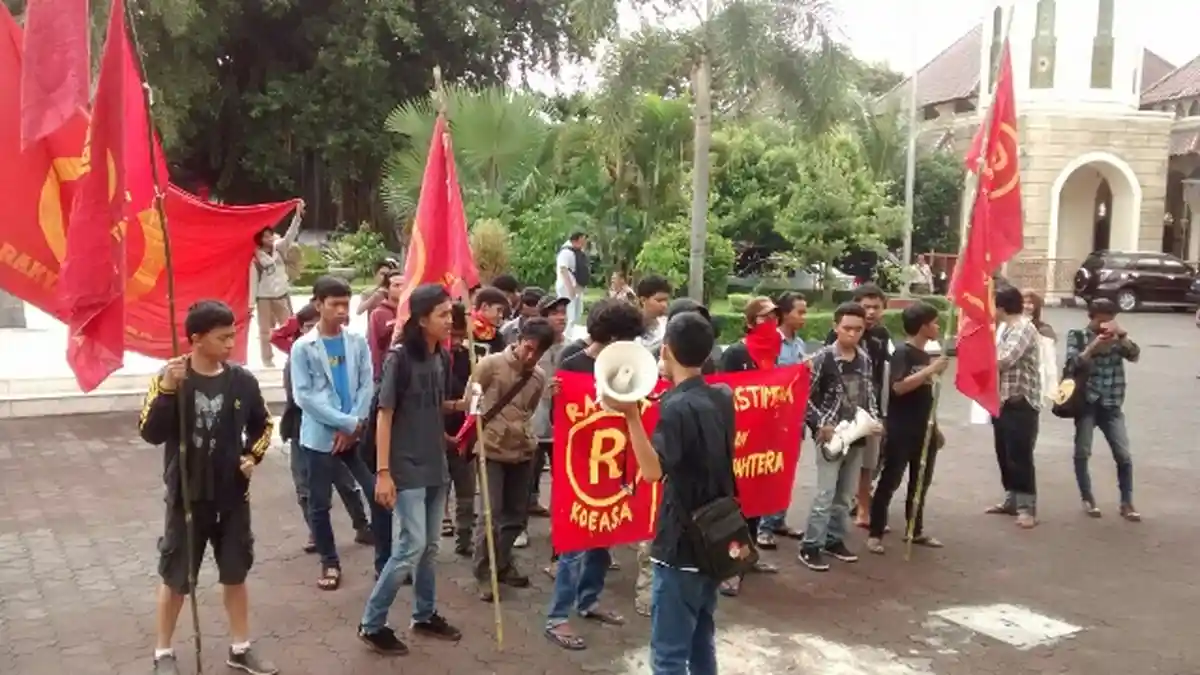 Pemerintah Akan Penuhi Kesejahteraan Buruh
