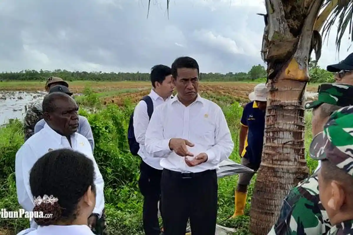 Hari Pertama Kerja Pascalibur Lebaran, Mentan Andi Buka Lahan 20 Ribu Hektare di Merauke