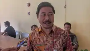 Kepala-Dinas-Pendidikan-Bangka-Belitung-Ervawi-neee.jpg