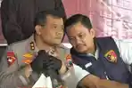 Kapolda-Jateng-dan-Direskrimum-Kombes-Johanson.jpg