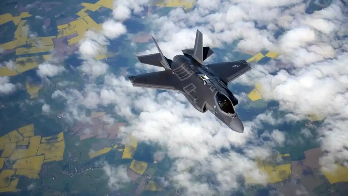 Trump Akui Pejuang Houthi Tangguh, Jet Canggih F-35 Nyaris Dihancurkan ...