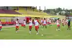 pemain-psm-makassar-saat-latihan.jpg