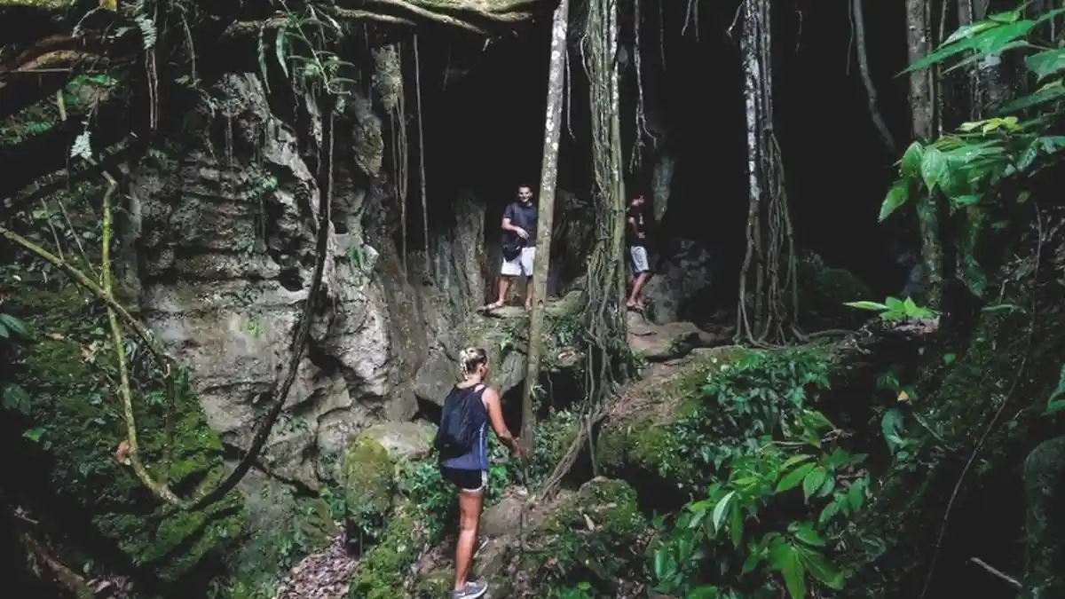 Goa Kampret, Lokasi Wisata di Langkat yang Tawarkan Keindahan Gua